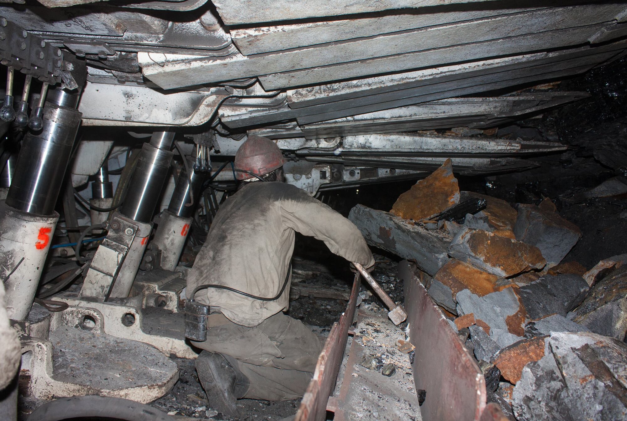 MSHA Underground Mining Confined Spaces