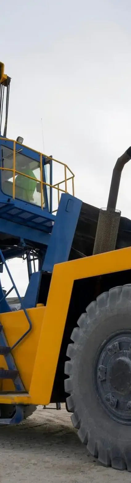 INDUSTRIAL LIFT TRUCKS