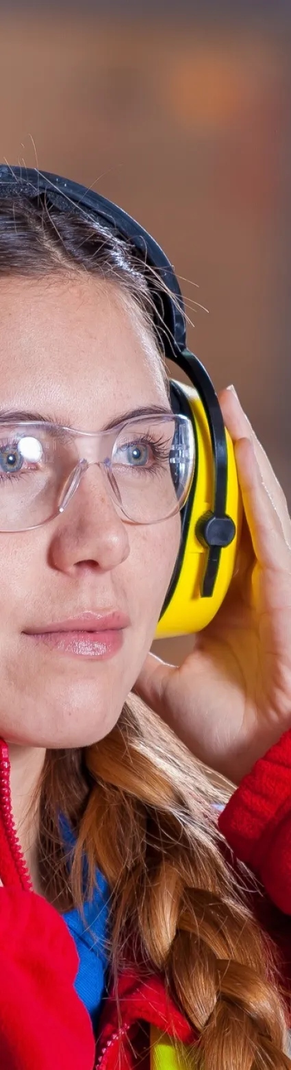 Selecting Eye and Face Protection Gear That Meets Safety Regulations