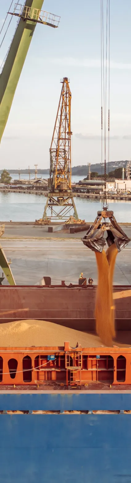 hero-shipyard-crane-safety