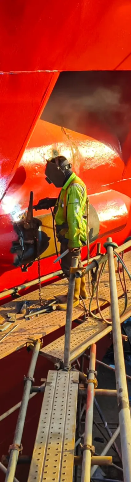 hero-shipyard-walking-working-surfaces